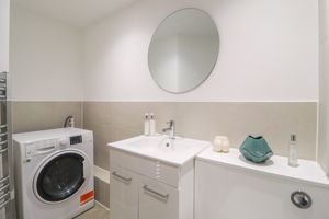 Family Bathroom- click for photo gallery